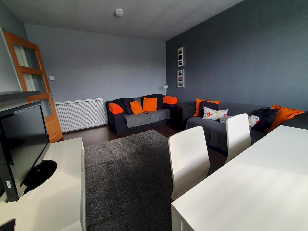 2 Bedroom, Free Parking & Netflix Near Hospitals Aberdeen Zewnętrze zdjęcie